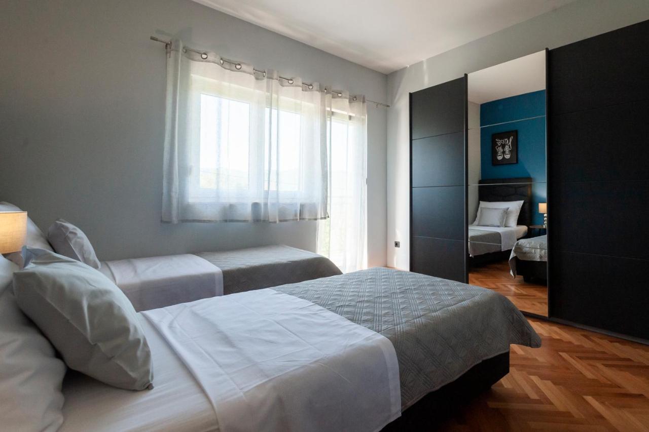 Villa Latica Dicmo Zewnętrze zdjęcie