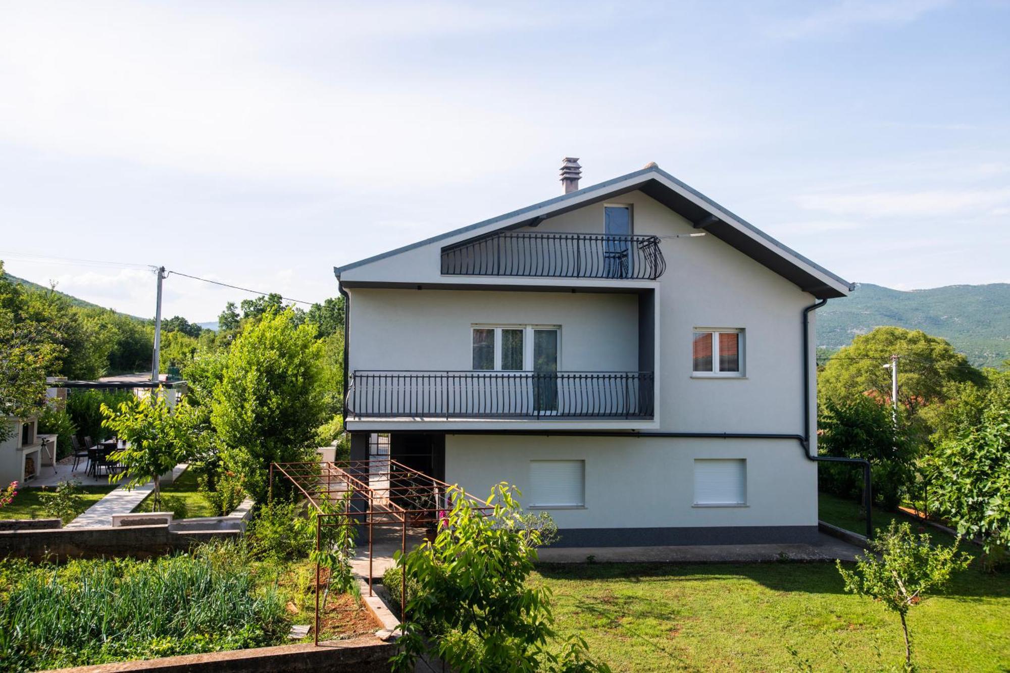 Villa Latica Dicmo Zewnętrze zdjęcie