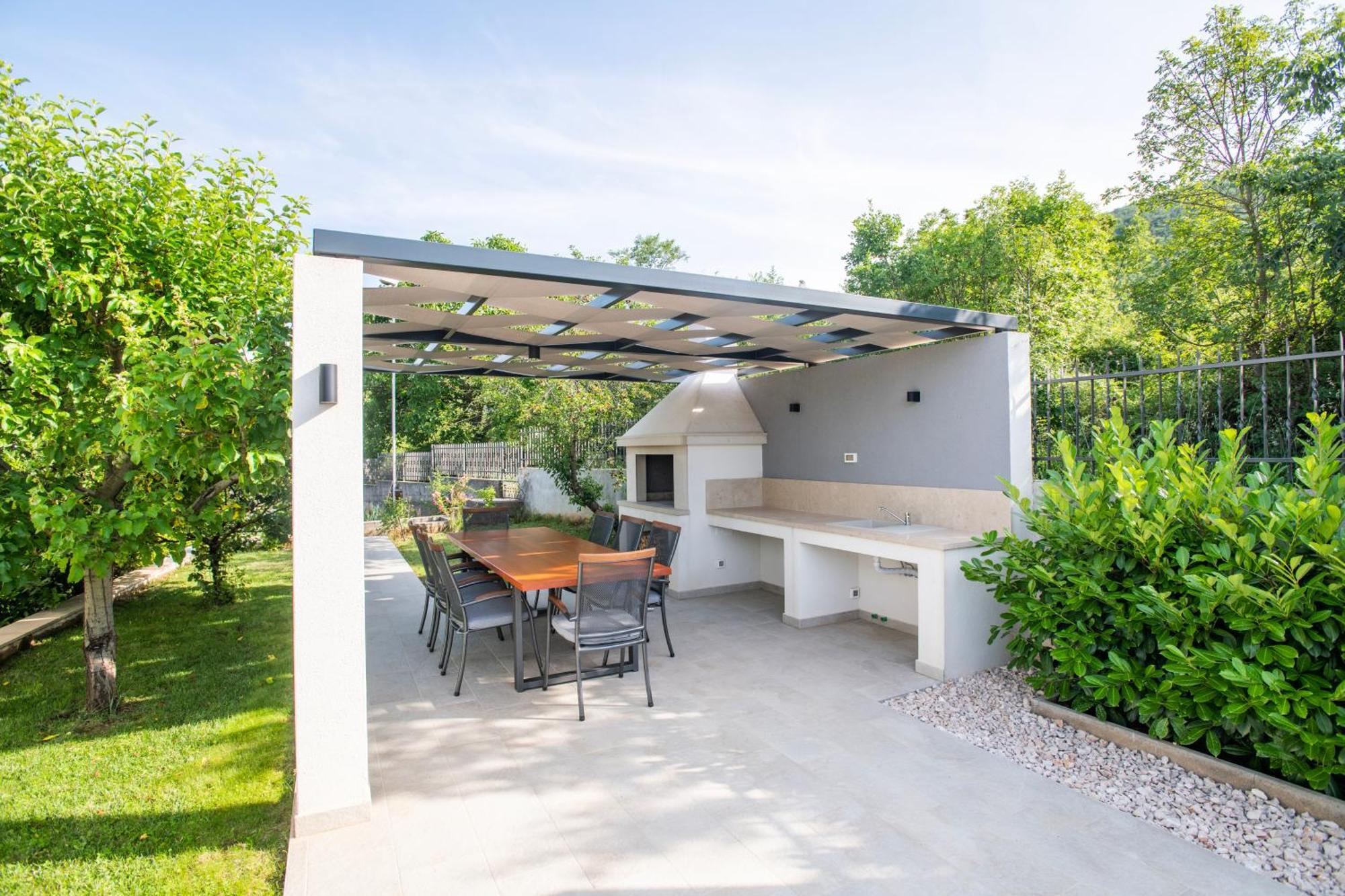 Villa Latica Dicmo Zewnętrze zdjęcie